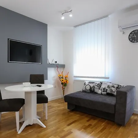 Apartman Manirosi 3